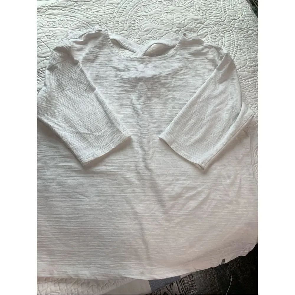 T by Talbots T Shirt UFP 50+ Size 2xl